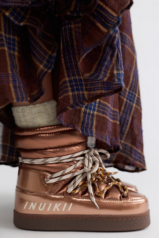 Mountain Low Metallic Boots