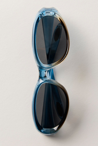 Женские солнцезащитные очки Free People Weston Wrap Around Sunglasses, цвет: Пыльный бирюзовый дымчатый — фото 1