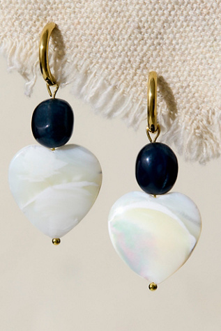 Kozakh Blooming Heart Earrings