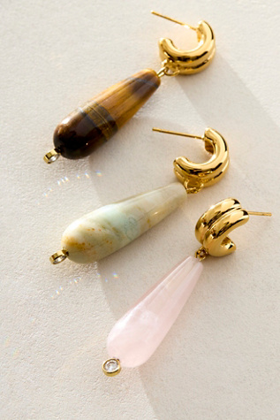 Kozakh Blunt Droplet Earrings