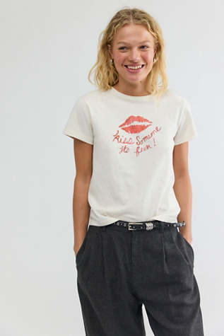 RE/DONE Kiss Someone Classic Cotton Tee