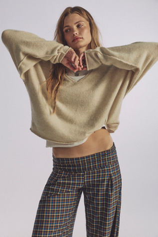 See Me V-Neck Pullover