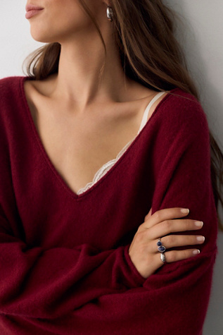 See Me V-Neck Knit Pullover