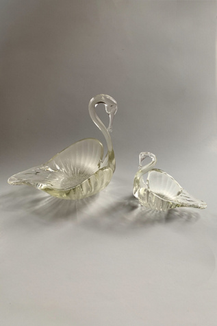 Vintage Mid Century Glass Swan Jewelry Catchall Set Selected by SharpLilTeeth