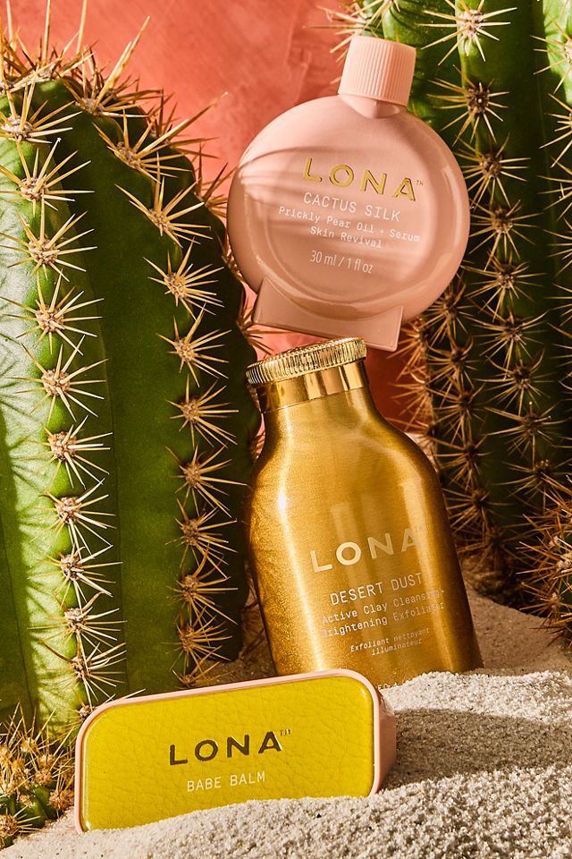 LONA Desert Dust Active Clay Cleansing + Brightening Exfoliator #1