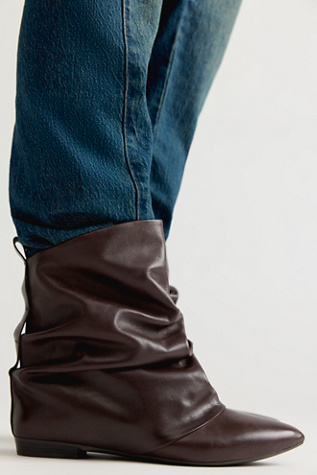 Kenda Slouch Boots
