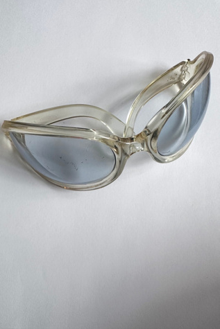 Vintage 1960s Italian Clear Wrap-A-Around Sunglasses Selected by Cherry