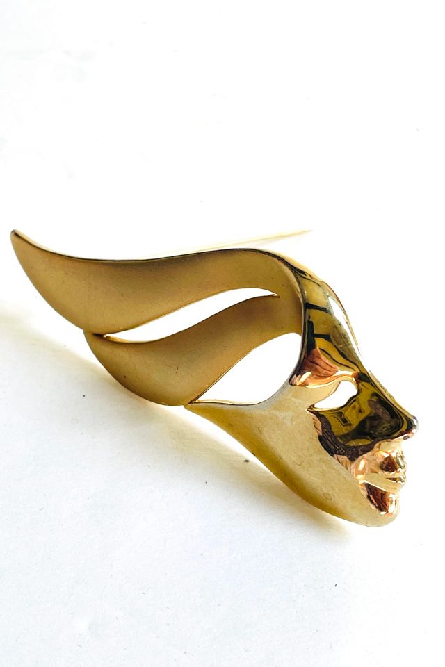 Vintage 1990's Woman Profile Pin Selected by FernMercantile #2