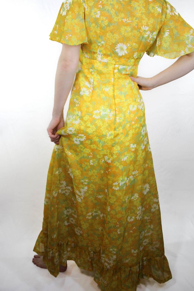 1960s Handmade Two-Piece Yellow Daisy Floral Halter Dress + Cardi Set Selected By Moons + Junes Vintage #2