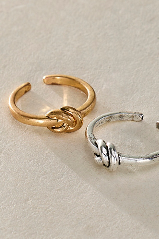 Sienna Toe Ring by Free People in Silver