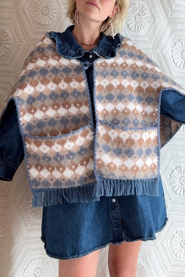 Vintage 1970s Poncho Selected by Kikos Kloset #2