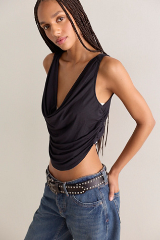 Женский топ Free People We’re Going Out Cowl-Neck Cami, цвет: Чёрный — фото 4