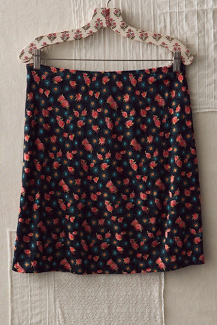 FP MART: Vintage: The Originals Raspberry Print Skirt