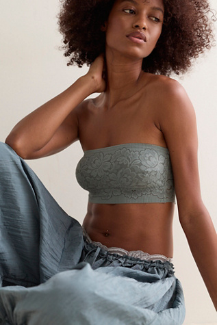 Smooth Talking Lace Bandeau