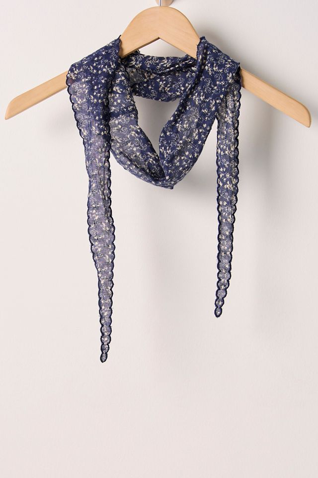 Ditsy Scallop Scarf #2