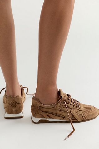 Ash Kasar Sneakers