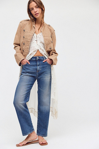 Icon Denim Mimi Boyfriend Jeans
