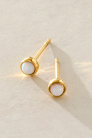 Lover's Tempo Opal Stud Earrings