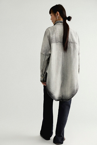Женская рубашка Nicholas K Gaspar Oversized Button Down Shirt, цвет: Чёрный — фото 2