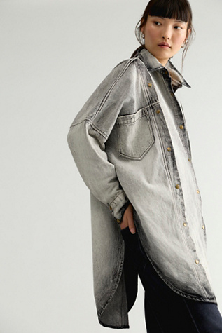 Женская рубашка Nicholas K Gaspar Oversized Button Down Shirt, цвет: Чёрный — фото 4