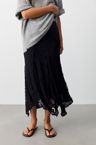 Bella Lace Mermaid Skirt