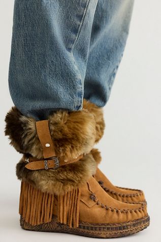 Fireside Faux Fur Mocc Boots