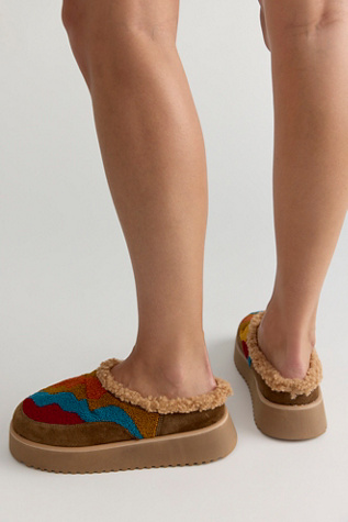 Женские тапочки Intentionally Blank Aprés Only Platform Slippers, цвет: Коньячный — фото 3