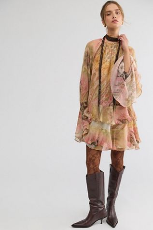Curaae Zelina Long Sleeve Mini Dress