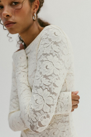 Женский топ Intimately Smooth Talking Lace Long Sleeve Top, цвет: Состаренная слоновая кость — фото 3