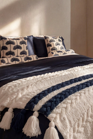 Sunday Citizen Snug Braided Two-Stripes Throw