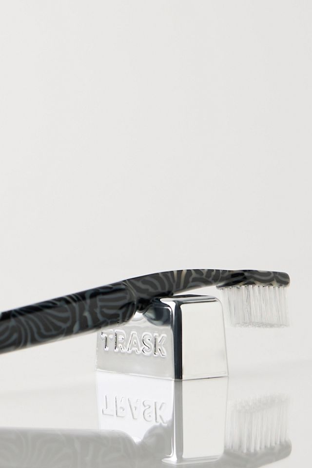 TRASK The Better Brush #5
