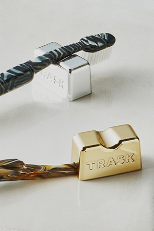 TRASK The Better Brush