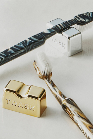 TRASK The Better Brush