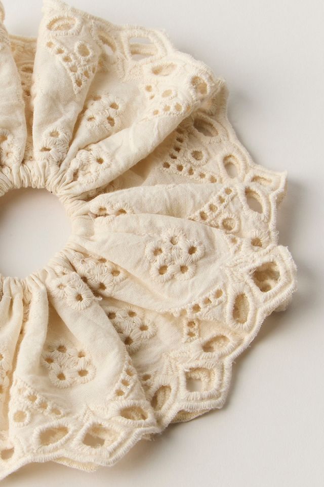 Rosalie Scrunchie #1