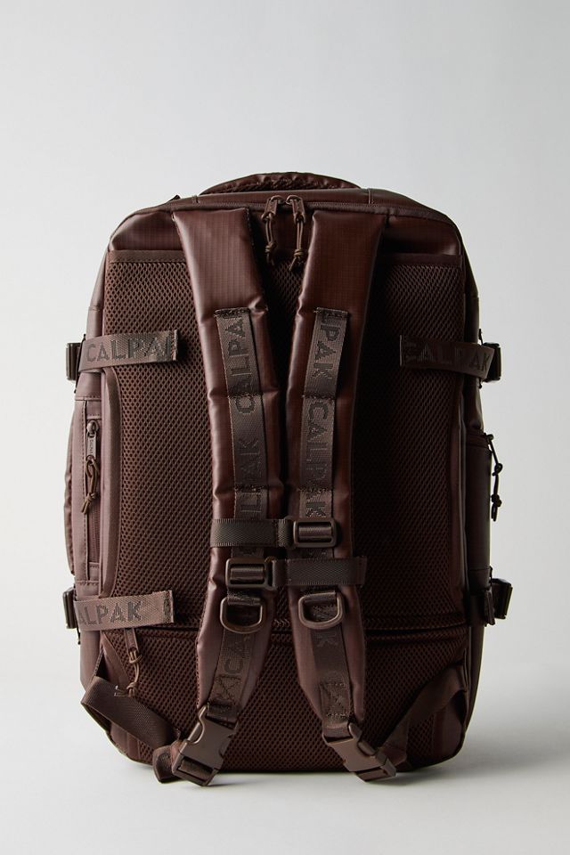 Sac à dos de voyage pour ordinateur portable Calpak Terra 26L #1