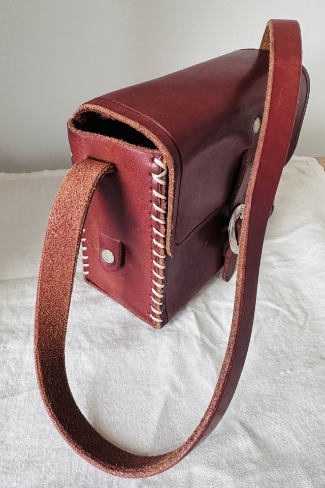 Sturdy Leather Box Bag with Silver Buckle and Stitching Detail Selected by KA.TL.AK #2