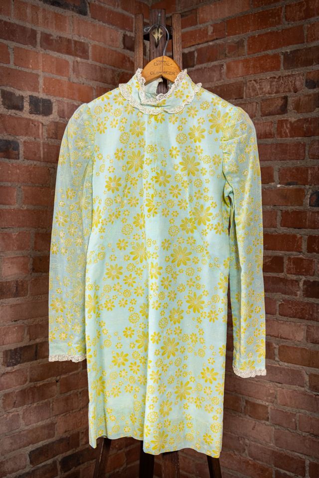 Vintage 60s Light Green Daisy Dress Selected by Black Shag Vintage #1
