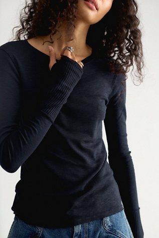 Женский топ We The Free Tinsley Long Sleeve Top, цвет: Чёрный — фото 8