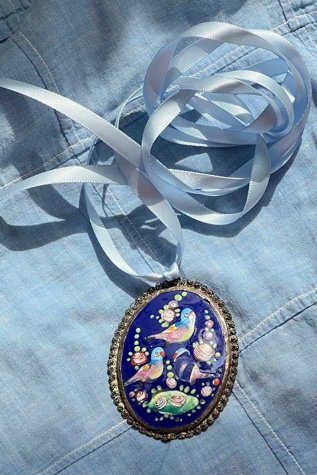 Vintage Enamel Birds Pendant Selected by Anna Corinna