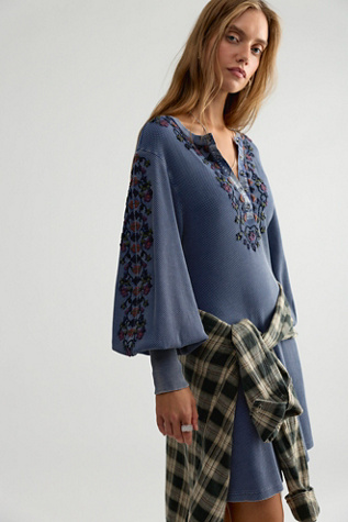 Freeze Frame Tee Midi Dress