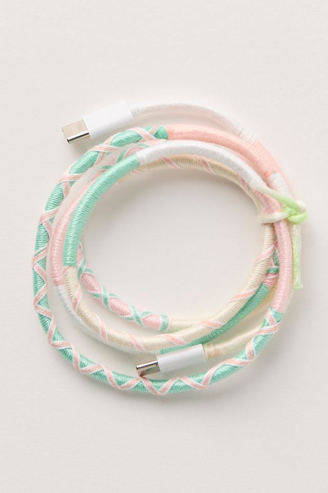 Le Pom Pom USB-C Charger #2
