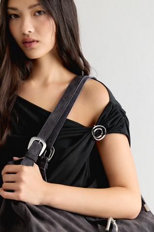 Naomi Outfit Completer Brooch Pin