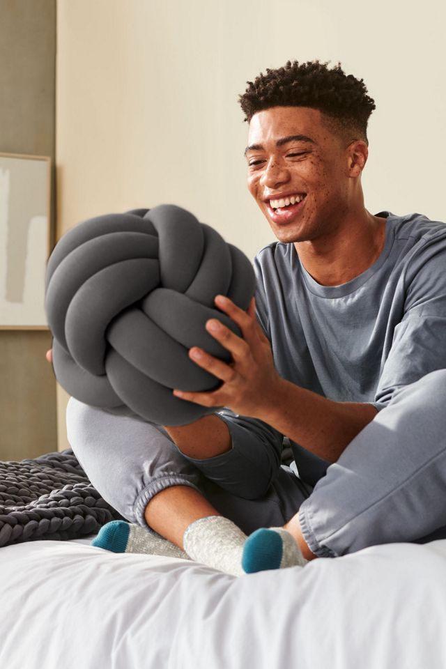 Bearaby Hugget Knot Pillow #3