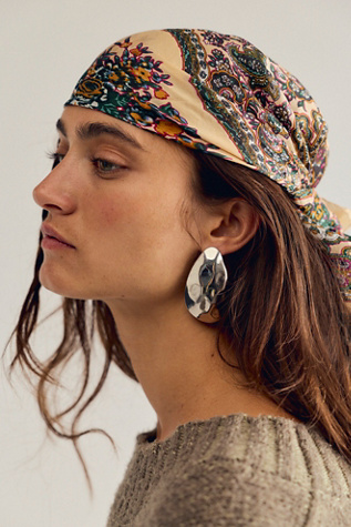 Leon Earring