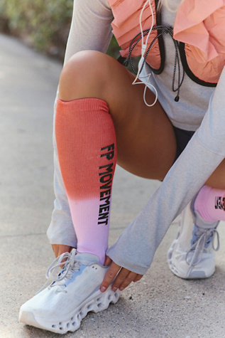 Ombre Knee-High Run Socks