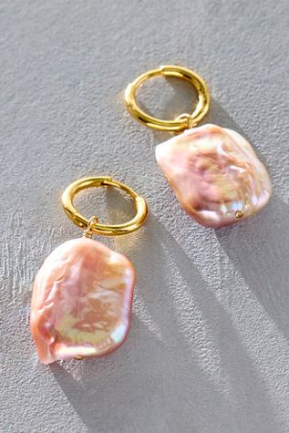 Atma Prema Pearl Earrings