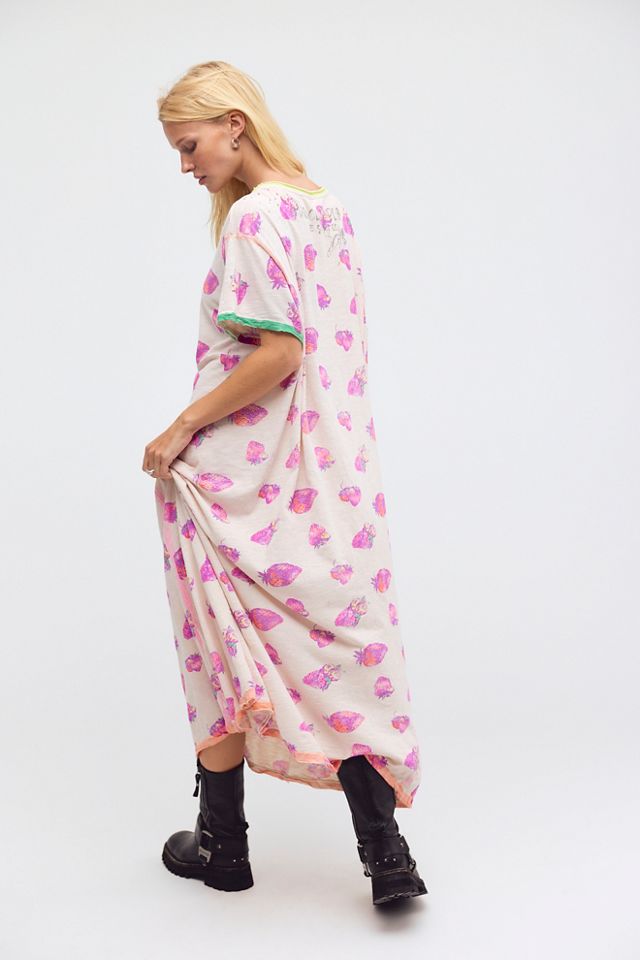 Magnolia Pearl Strawberry Tee Midi Dress #1