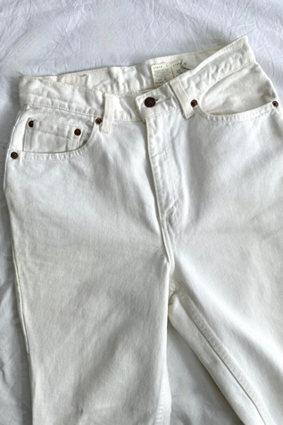 Vintage 1990s White Levi Denim Pants Selected by Grievous Angel Vintage
