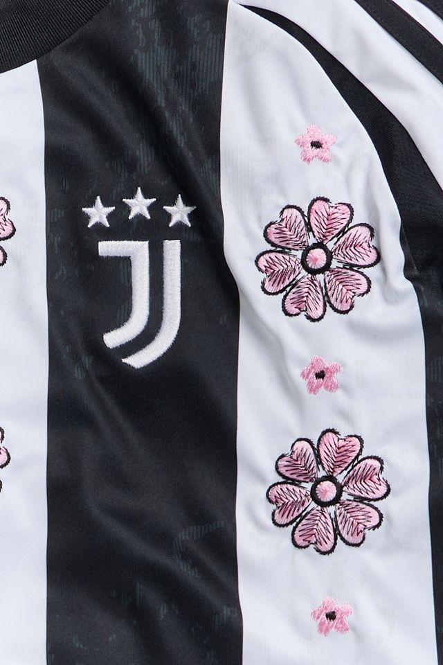 FP Mart Vintage x The Football Gal Juventus Embroidered Football Jersey #1