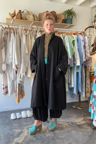 Apuntob Black Wool Coat Selected by The Curatorial Dept.